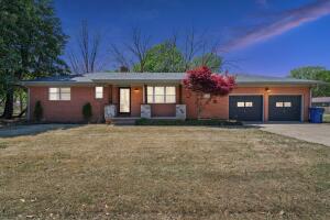 1708 Sw D Street Property Photo