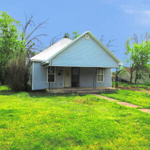 206 N Quincy Street Property Photo