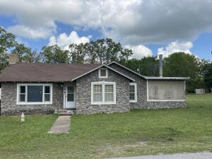 209 W Bagby Street Property Photo