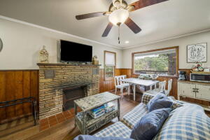 562 Morrow Drive Property Photo 7