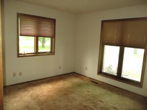 21889 S 520 Road Property Photo 24