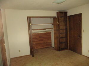 21889 S 520 Road Property Photo 25