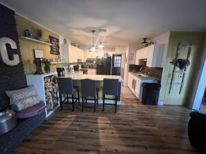 372 Lake Front Avenue Property Photo 21