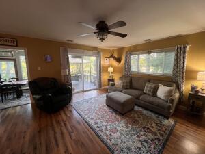 372 Lake Front Avenue Property Photo 25