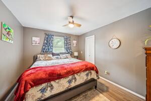 372 Lake Front Avenue Property Photo 42