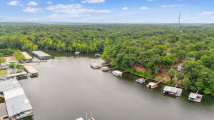 372 Lake Front Avenue Property Photo 89