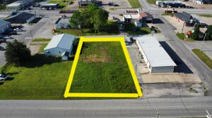 414 W O'Daniel Street Property Photo 1