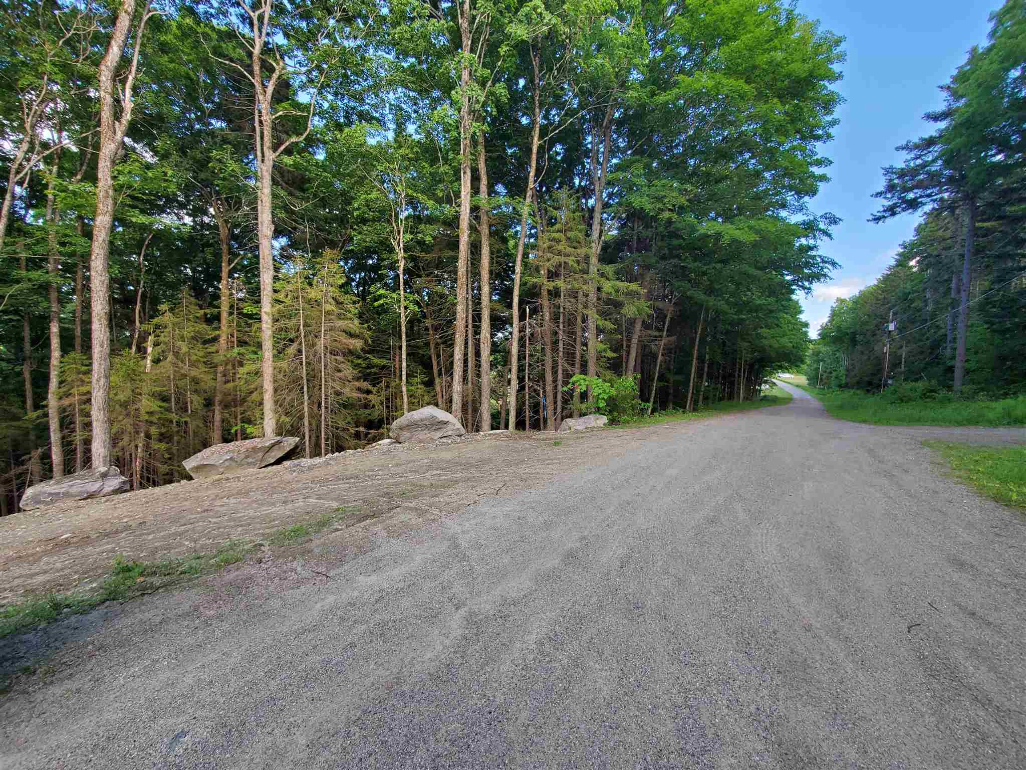 Deerfield School Real Estate Listings Main Image