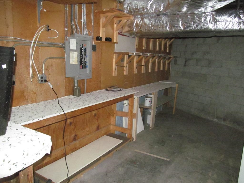 17 John Stark Highway Property Photo 3