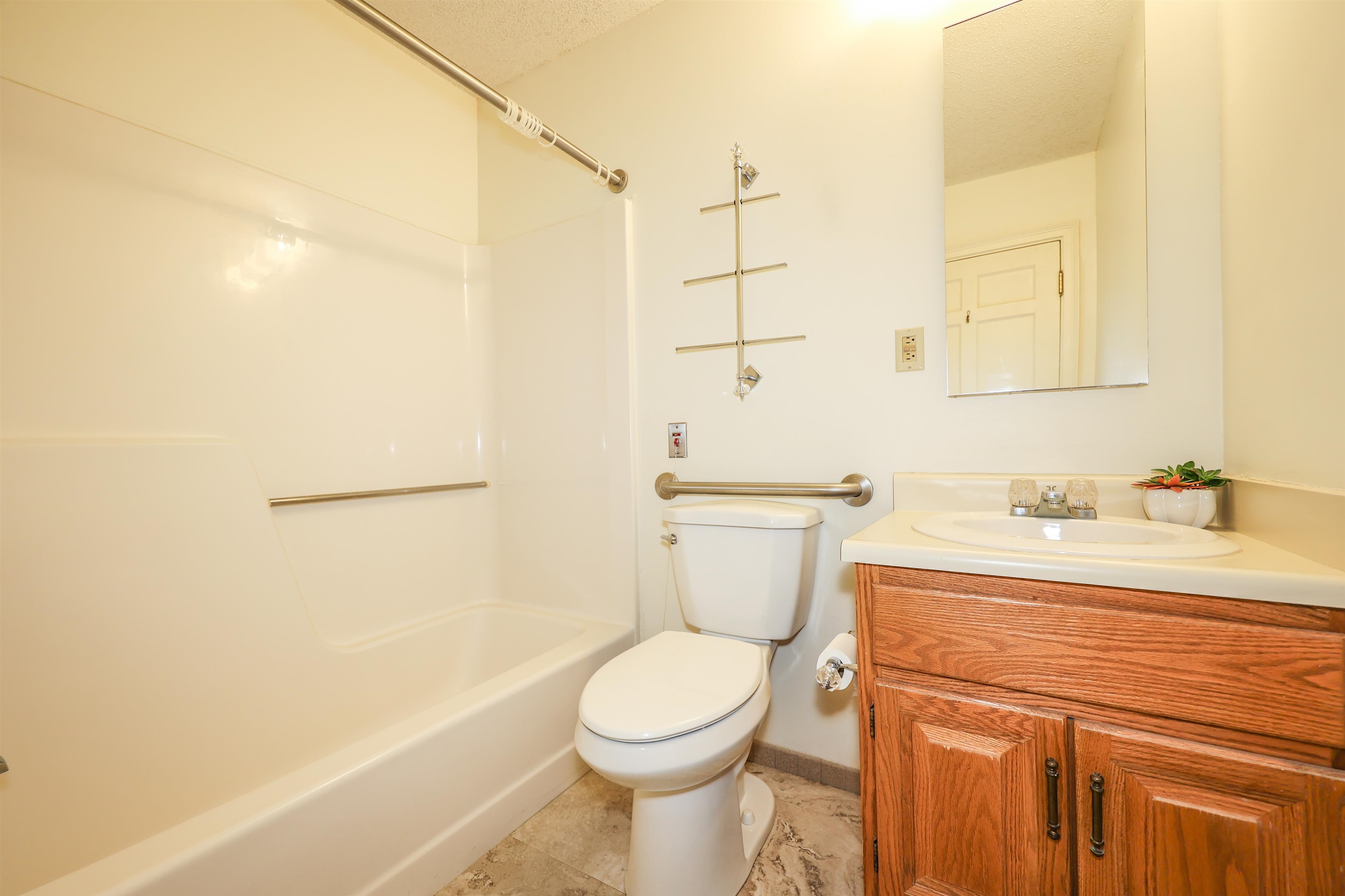 227 Pleasant Street Property Photo 37