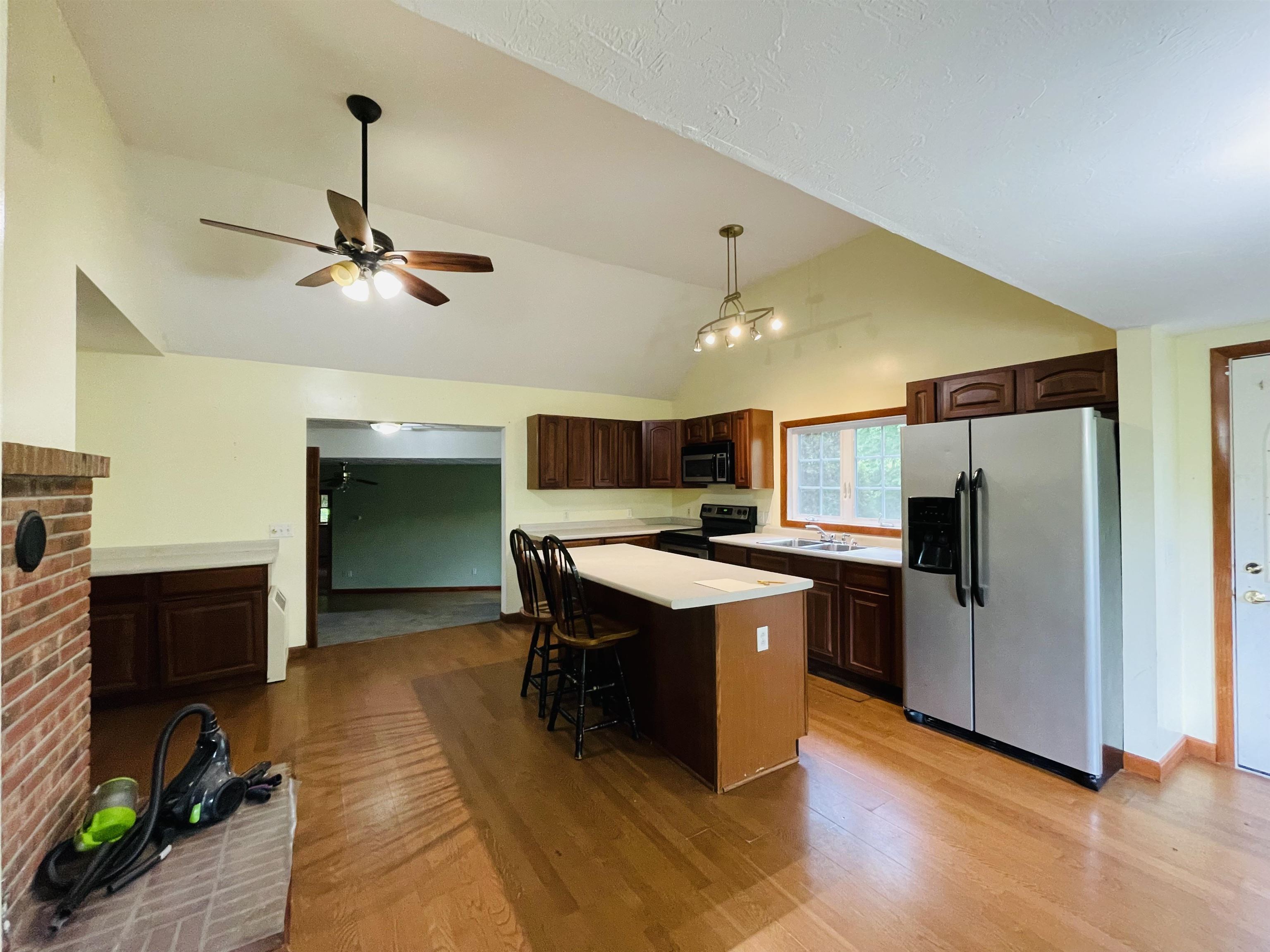 146 S Main Street Property Photo 7