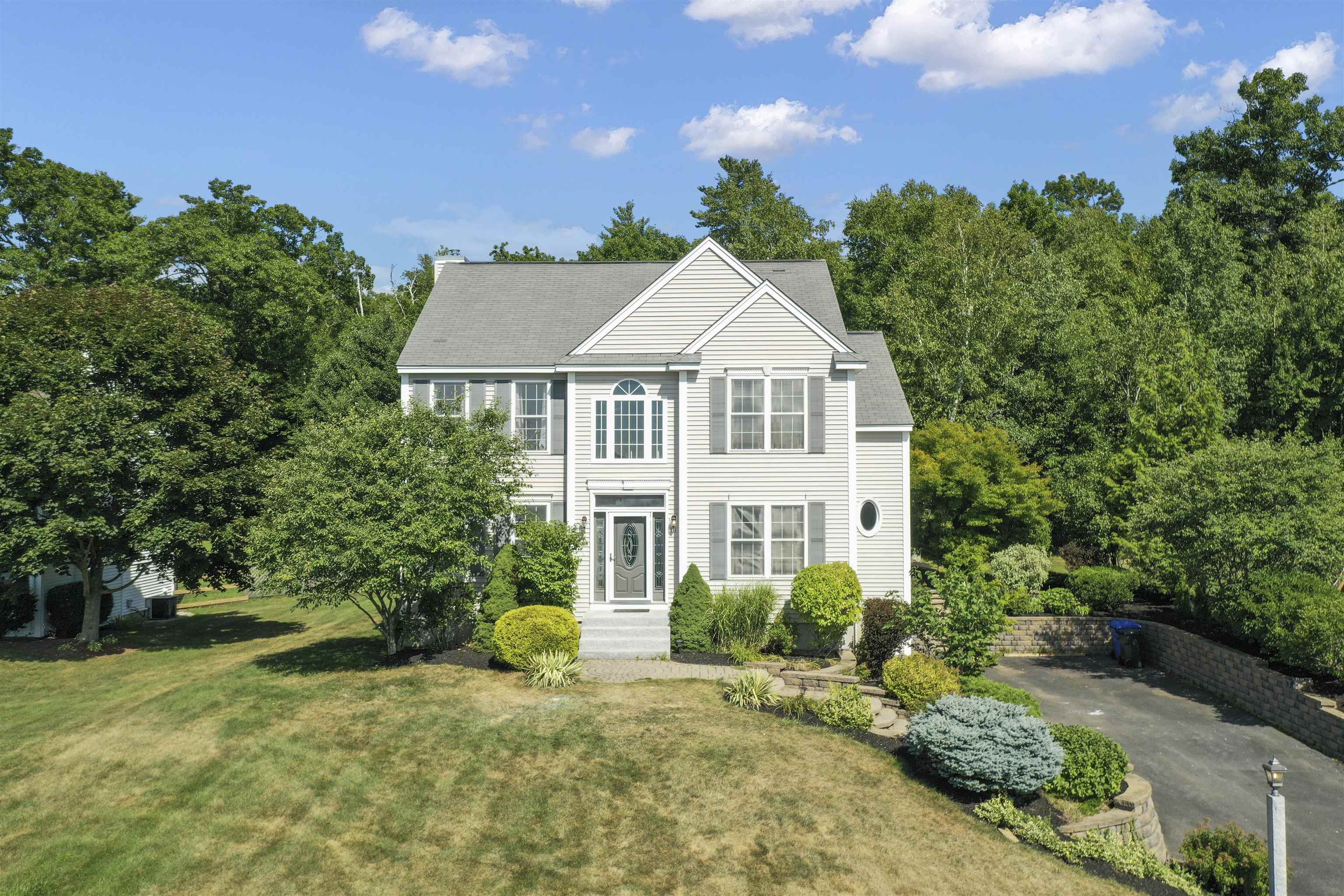 10 Meetinghouse Drive Property Photo 3