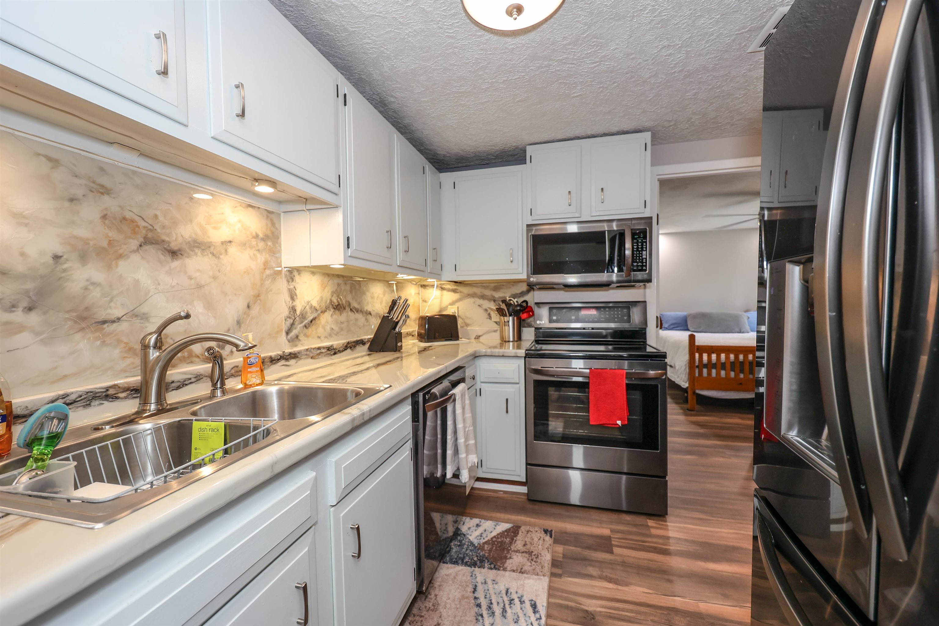 55 River Road Property Photo 21