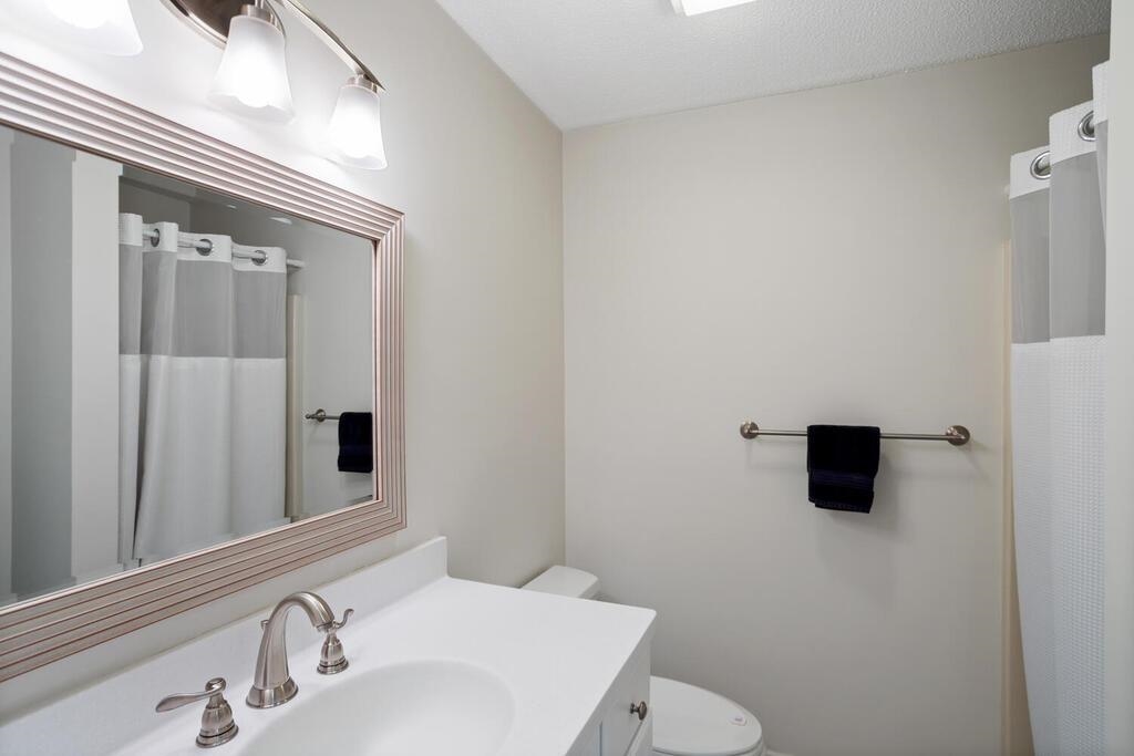 65 Victoria Street Property Photo 24