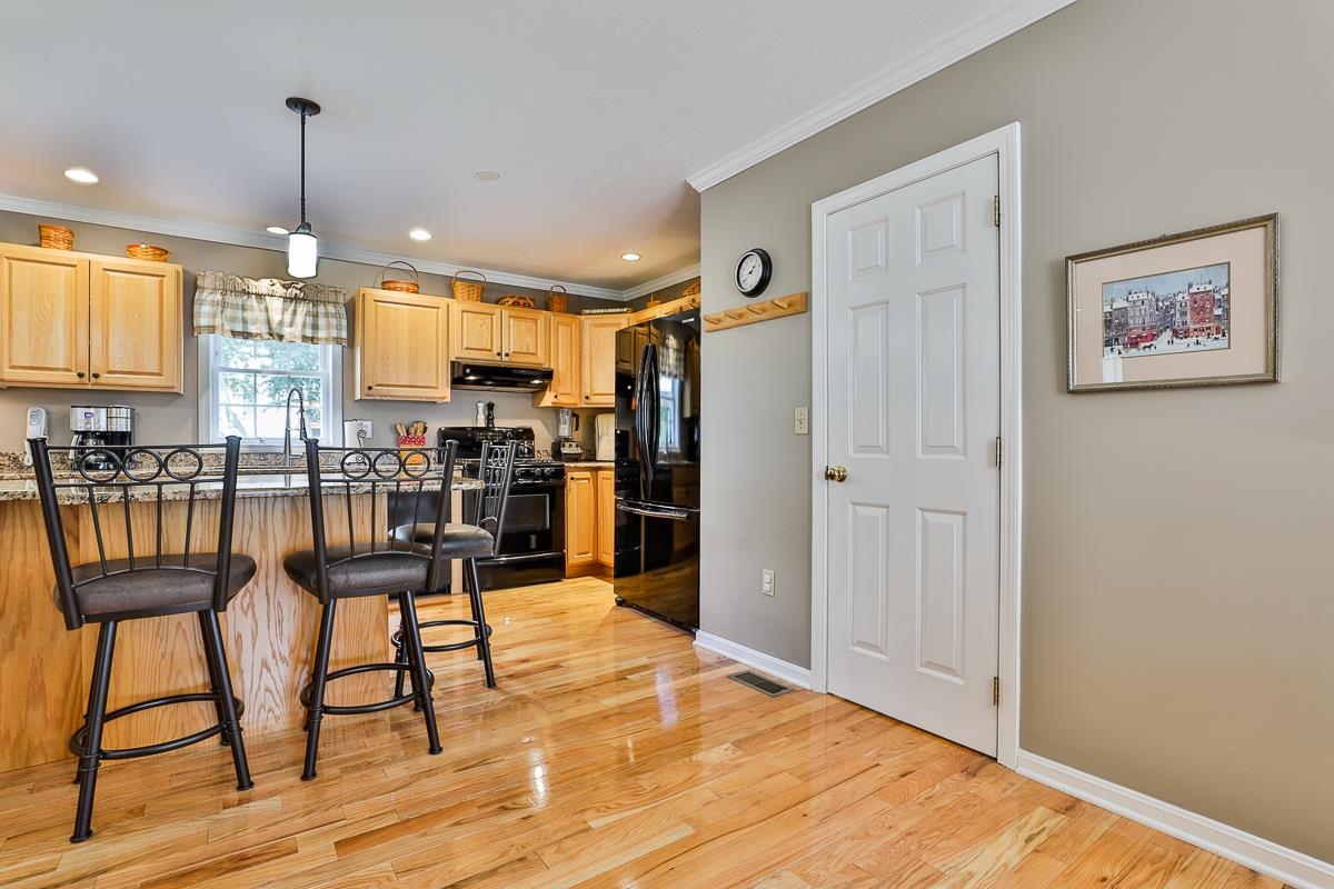 15 Taschereau Boulevard Property Photo 6