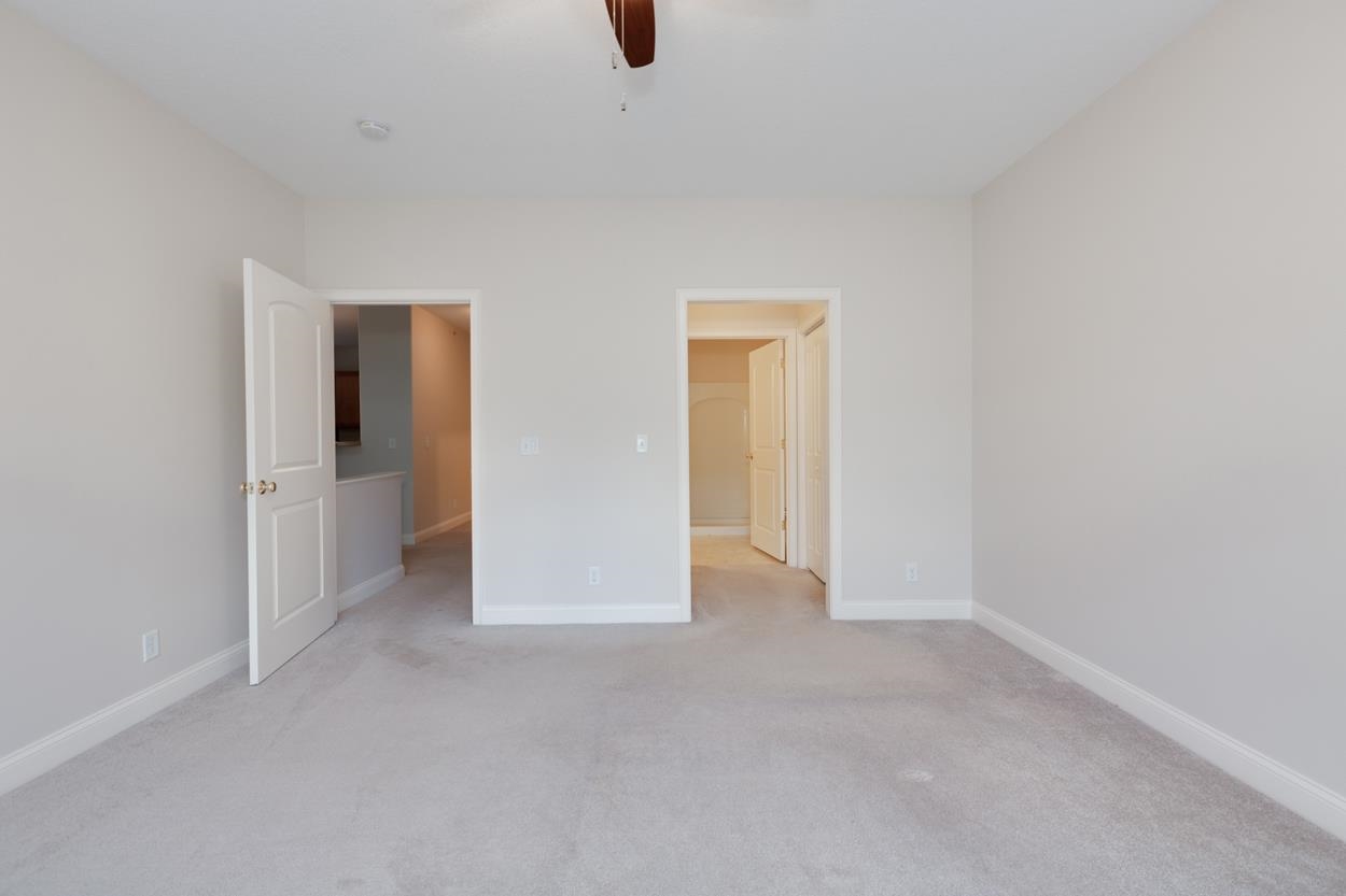 17-5 Roundabout Way Property Photo 20