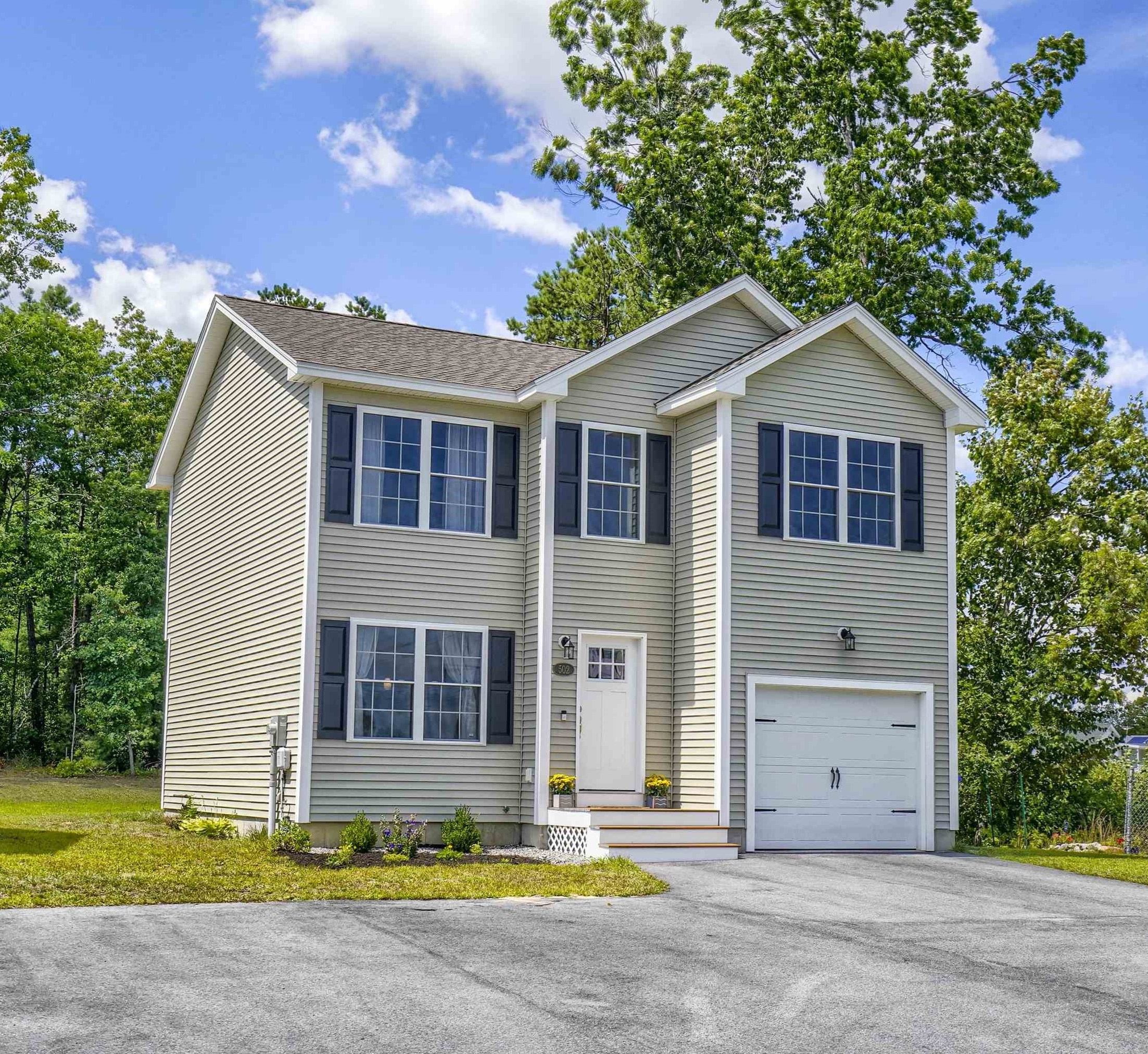 502 Youville Street Property Photo 1