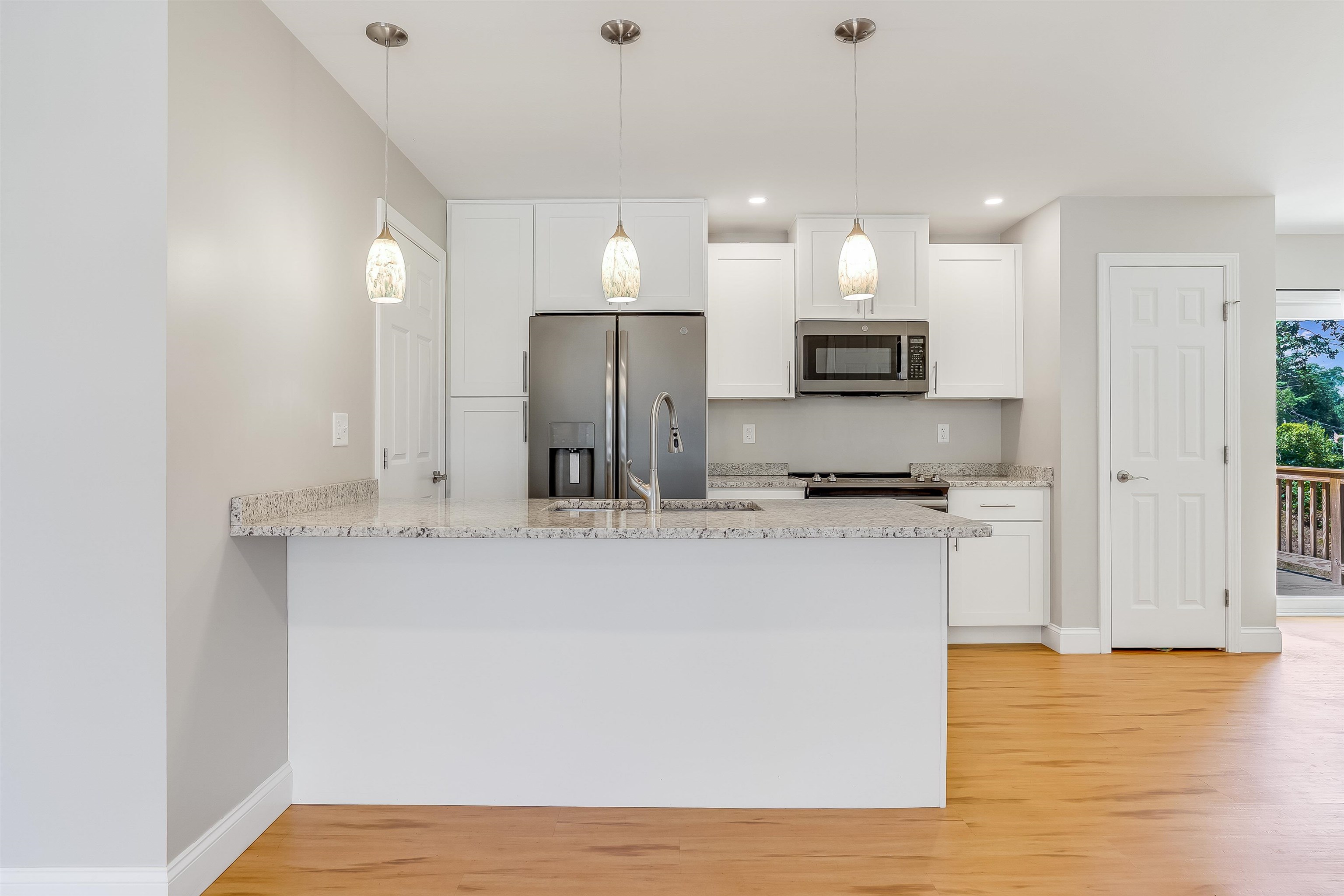 502 Youville Street Property Photo 2