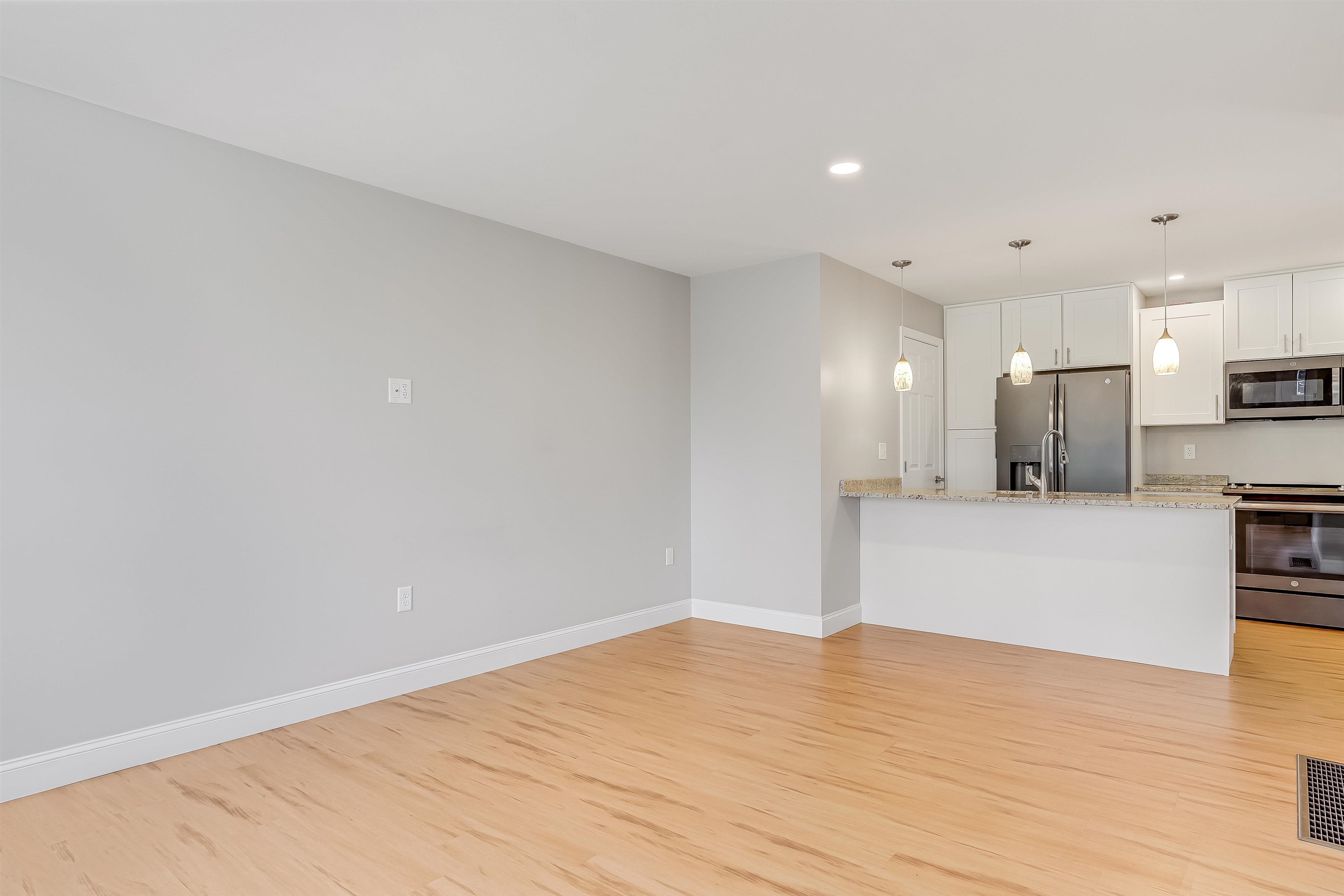 502 Youville Street Property Photo 4