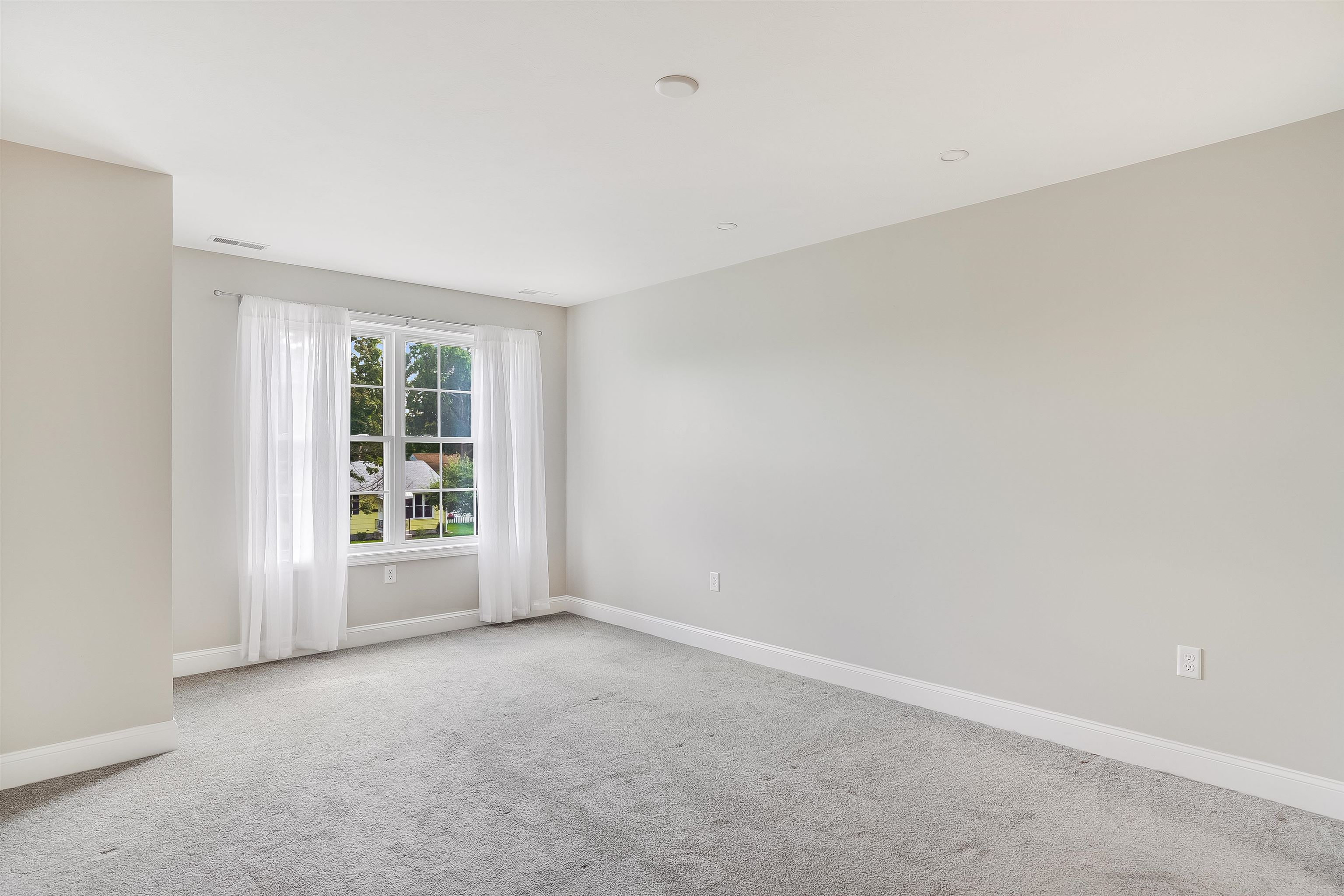 502 Youville Street Property Photo 11