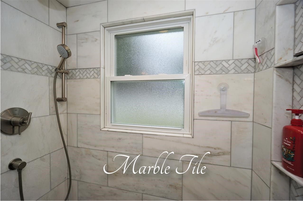 116 Monroe Street Property Photo 23