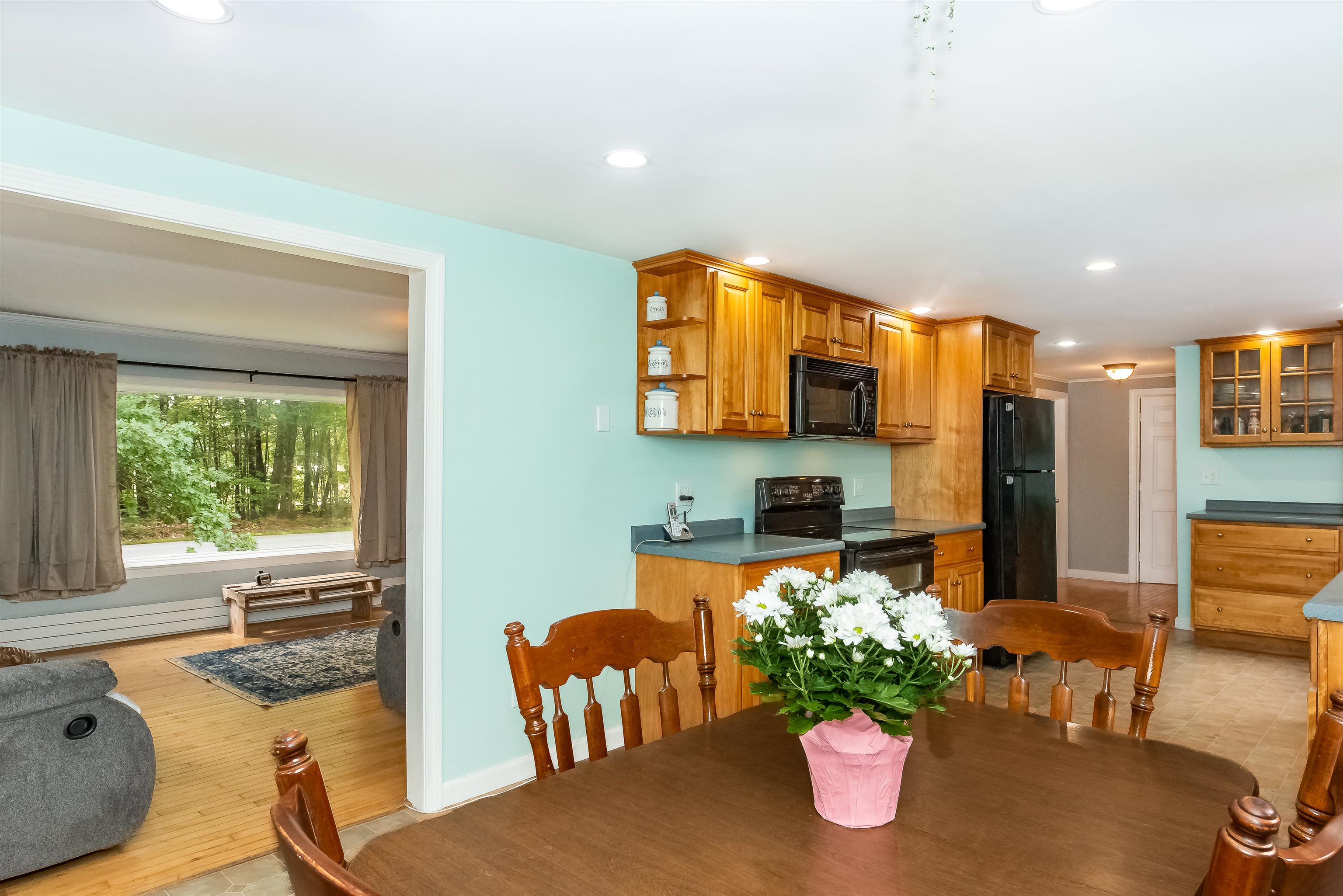 52 Pinkham Road Property Photo 12