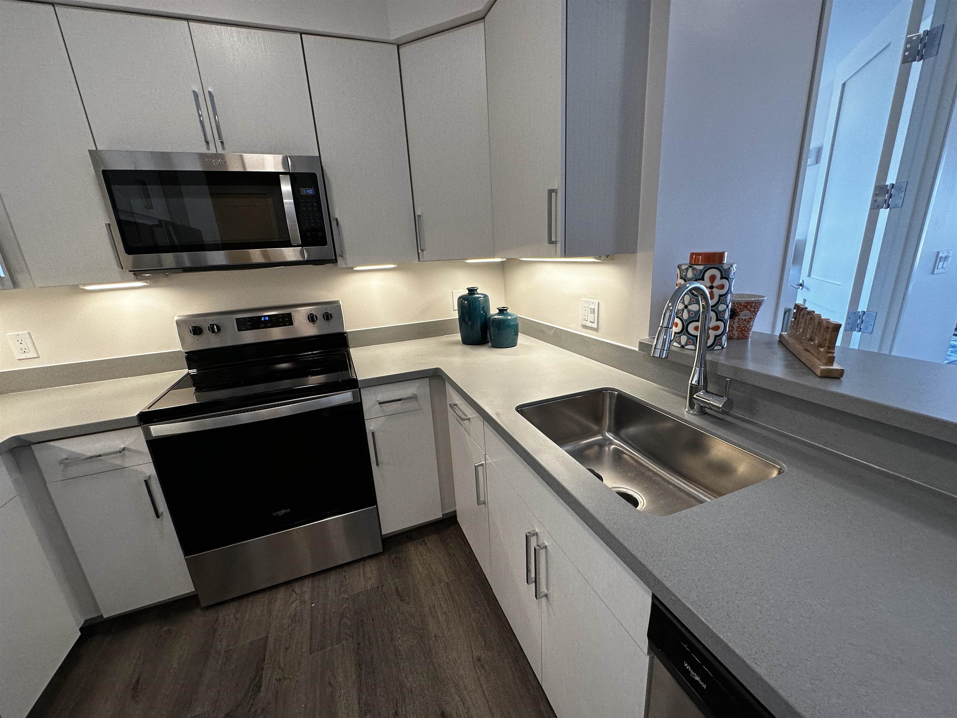 409 Elm Street Property Photo 15