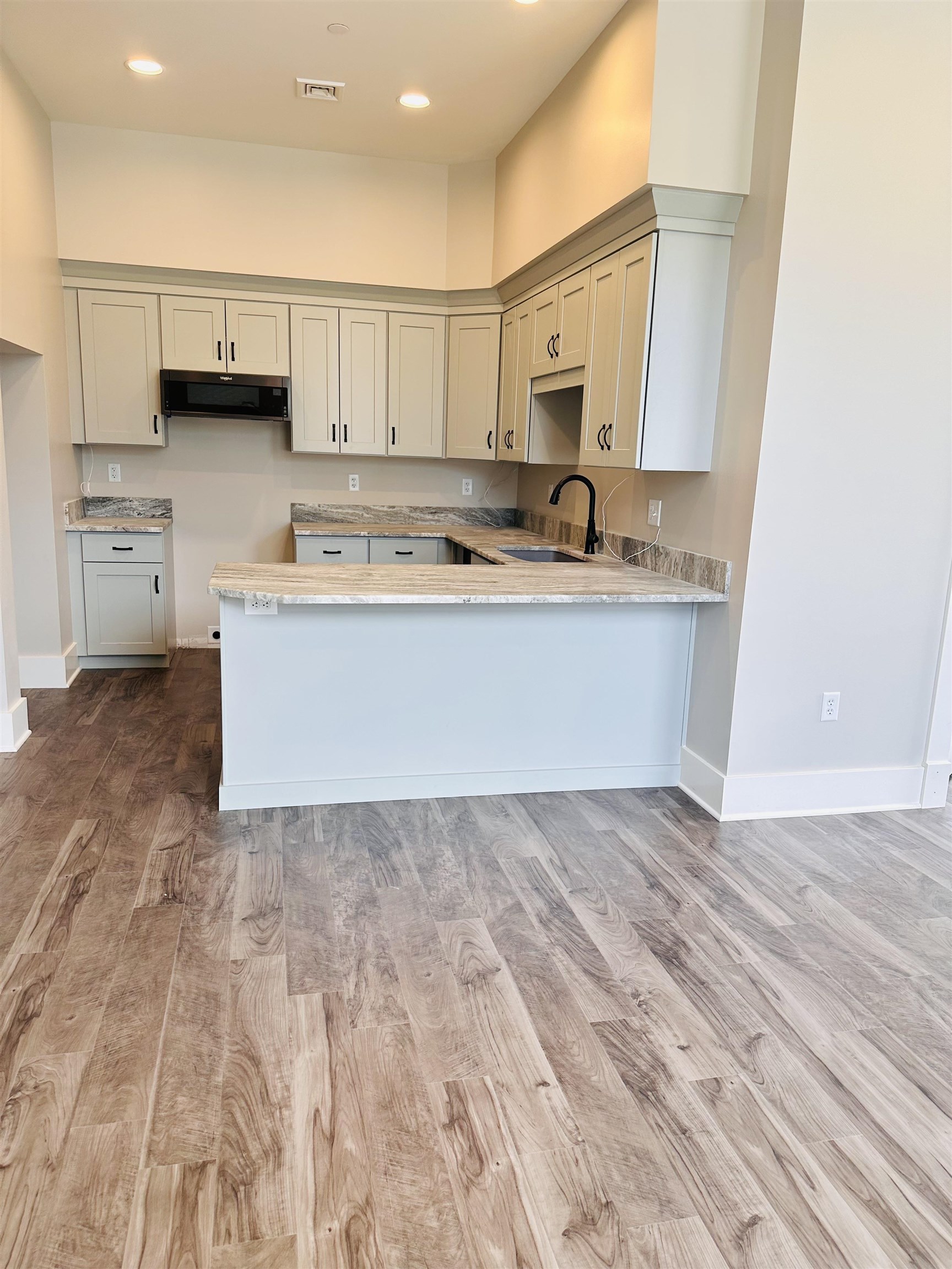 30 High Street Property Photo 14