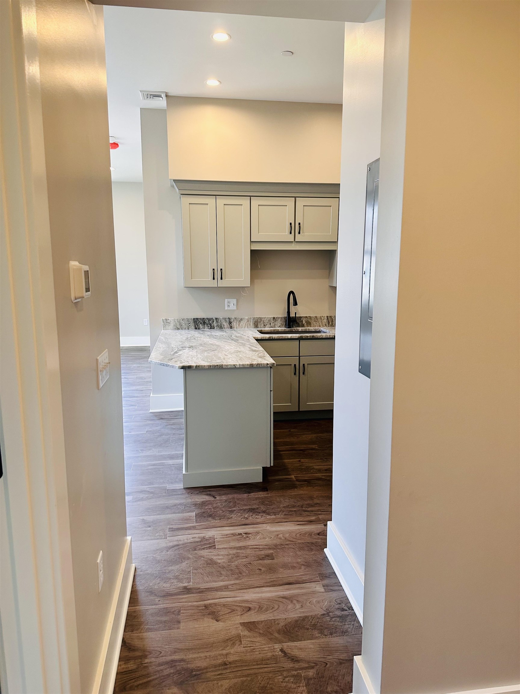 30 High Street Property Photo 16