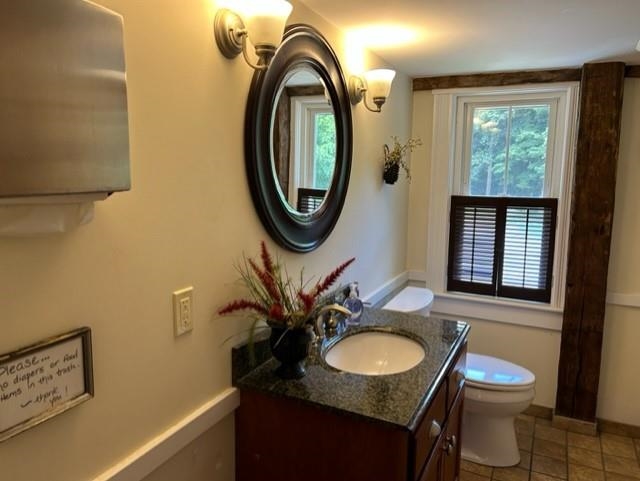 51 East Main Street Property Photo 5