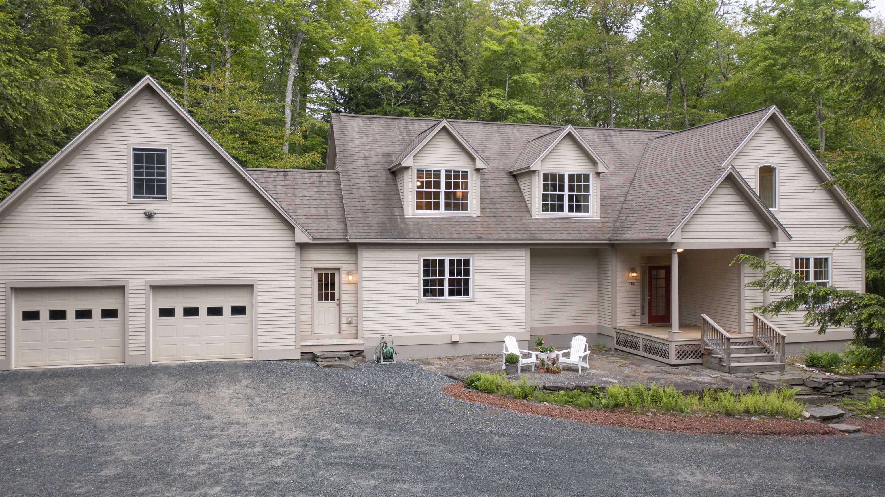 185 Bentley Road Property Photo