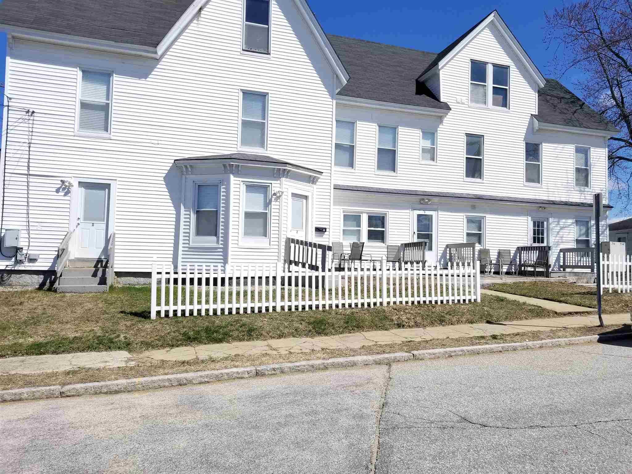 792 Grove Street Property Photo 15