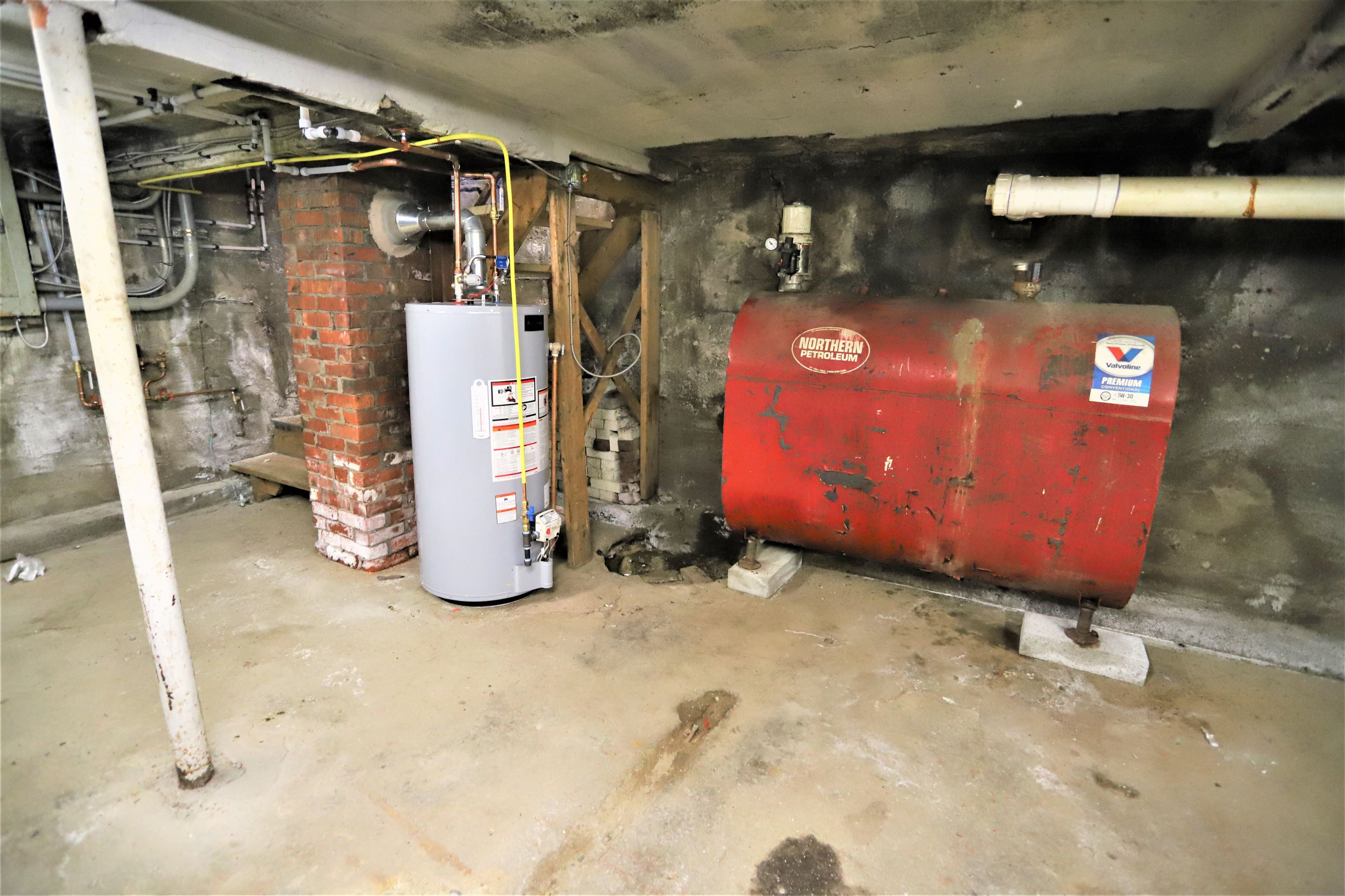 319 Main Street Property Photo 12