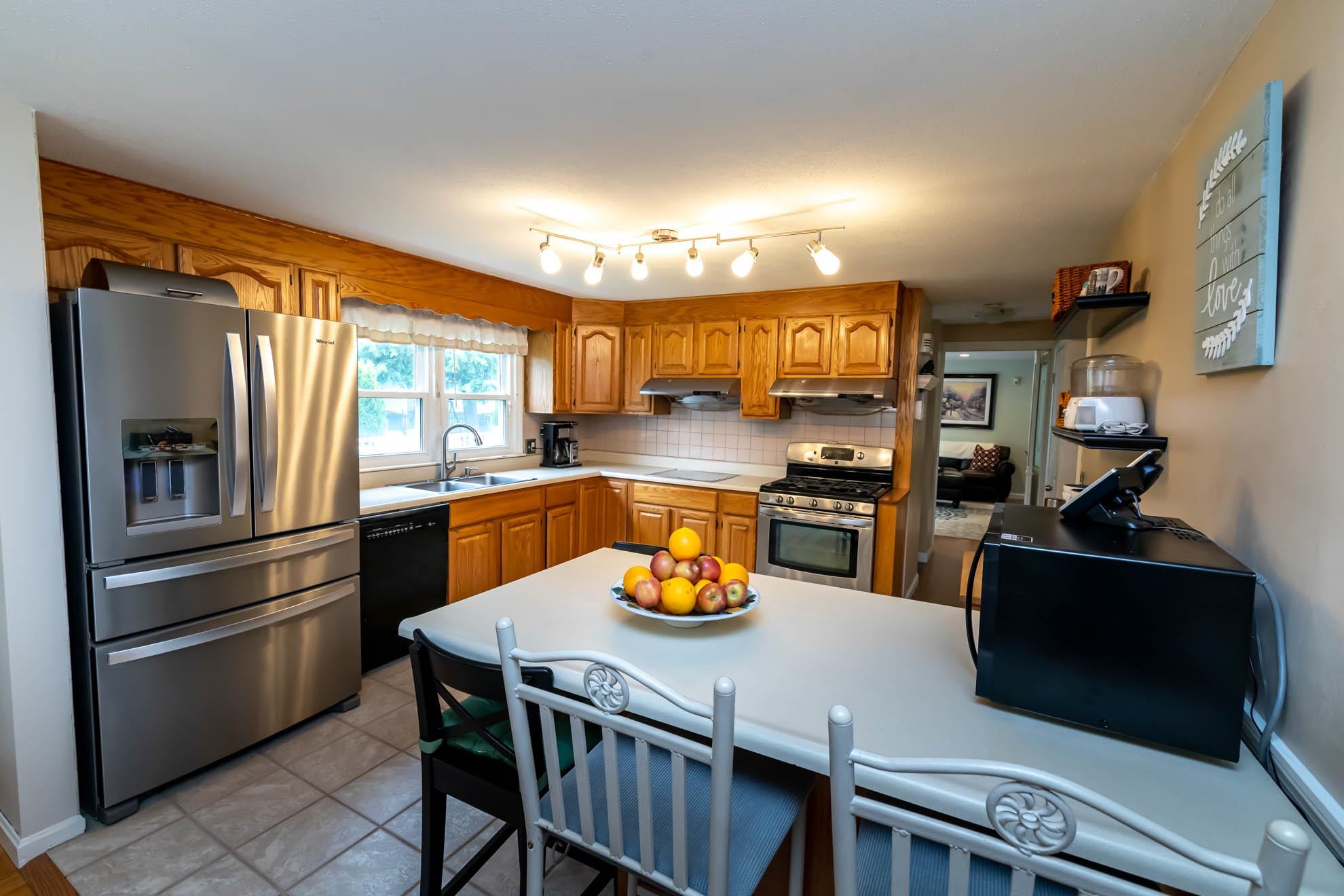 123 Baboosic Lake Road Property Photo 11