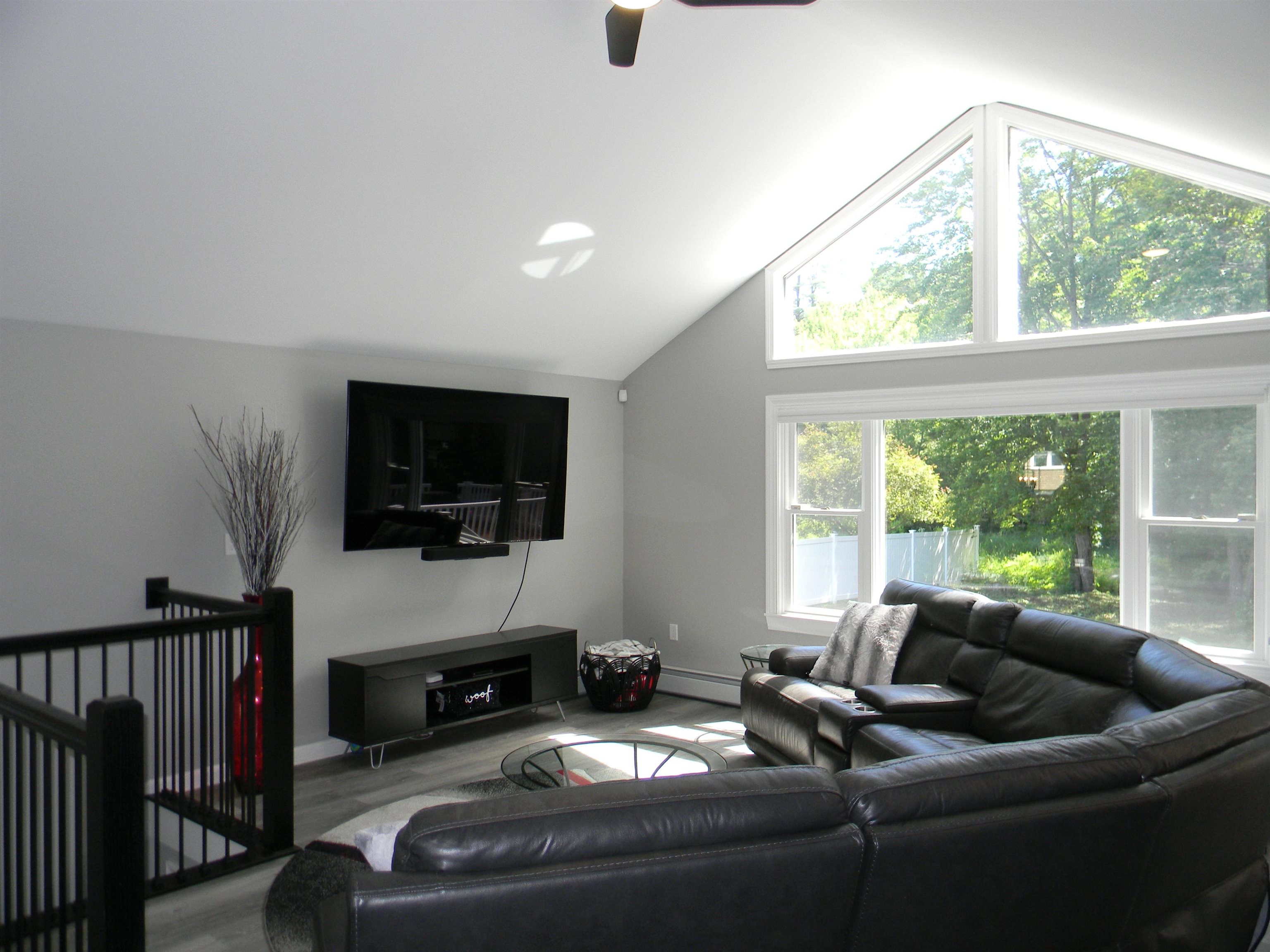 27 Leigh Court Property Photo 2