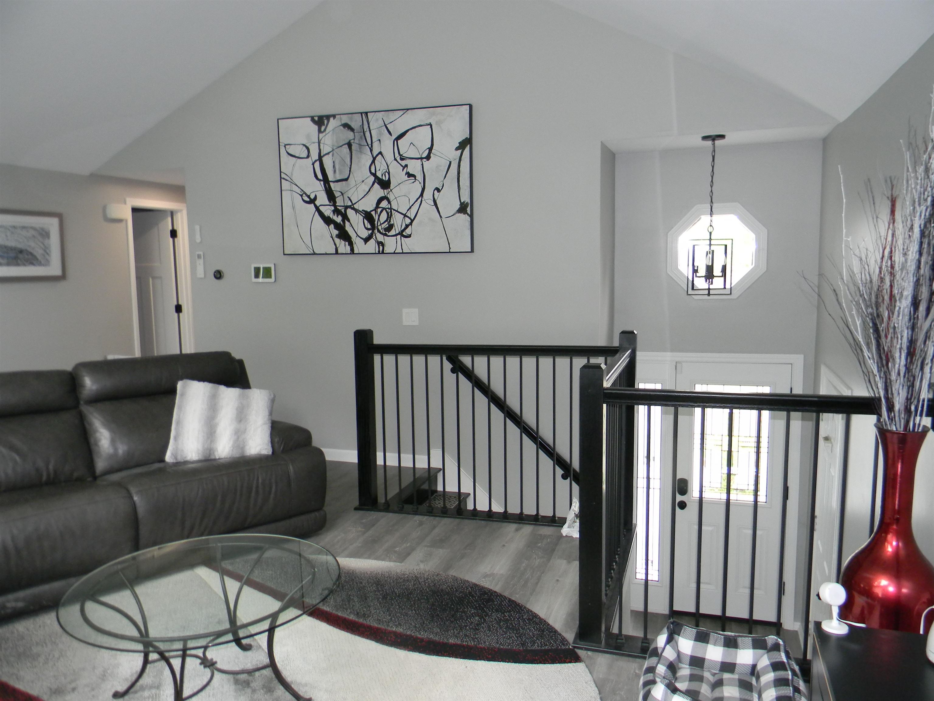 27 Leigh Court Property Photo 6