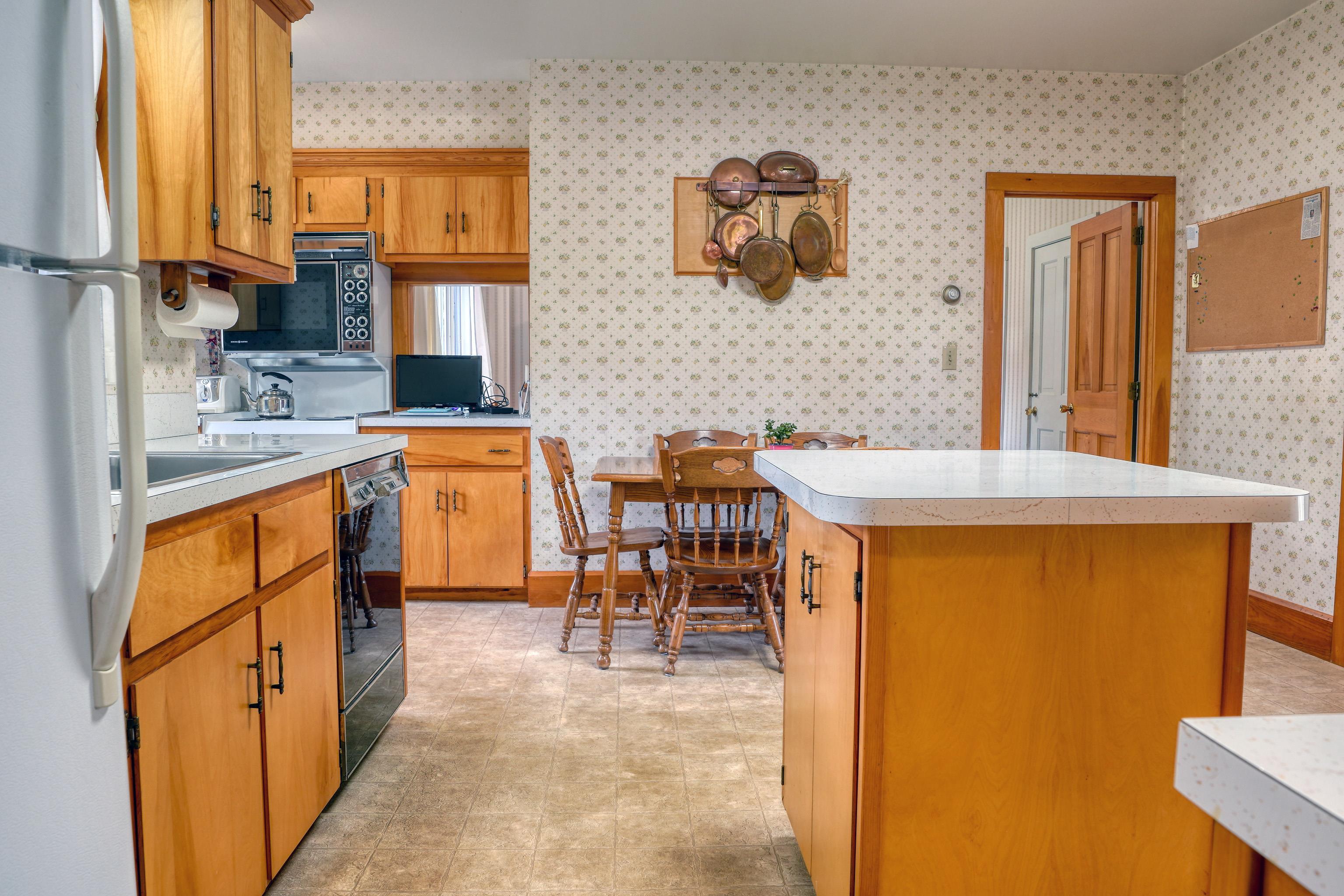 359 Main Street Property Photo 7