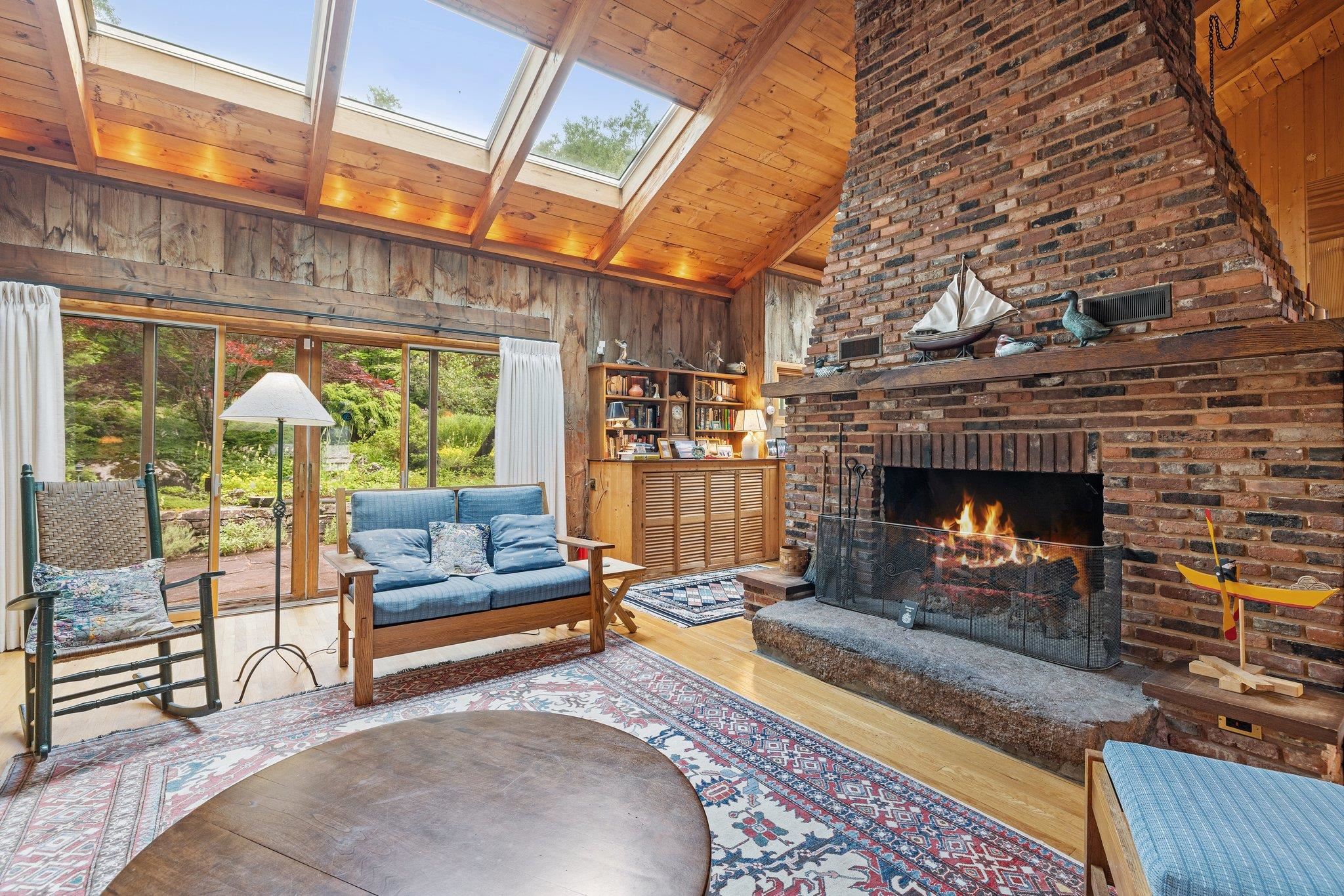 186 Old Harvard Road Property Photo 7