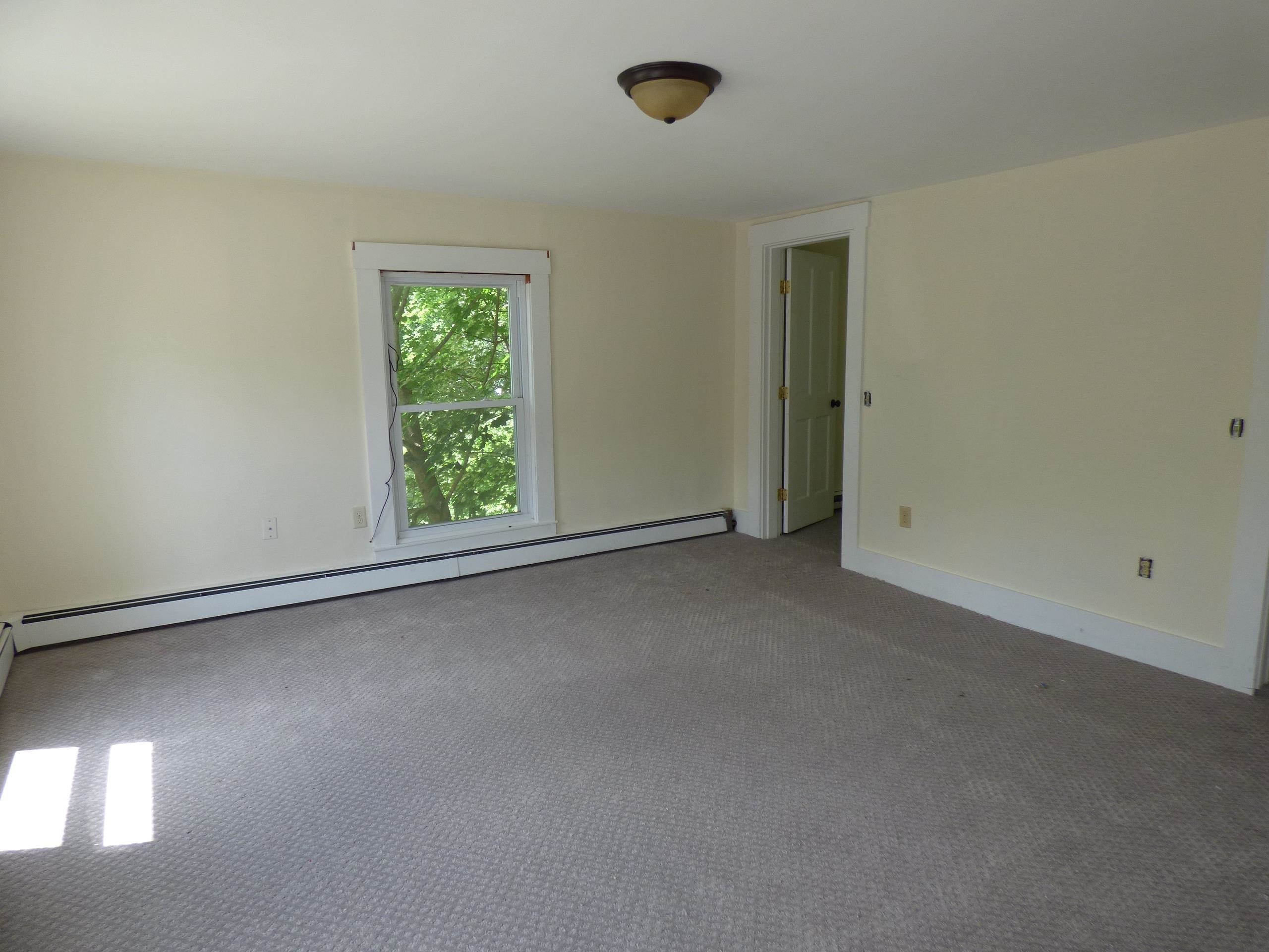 88 W Main Street Property Photo 14
