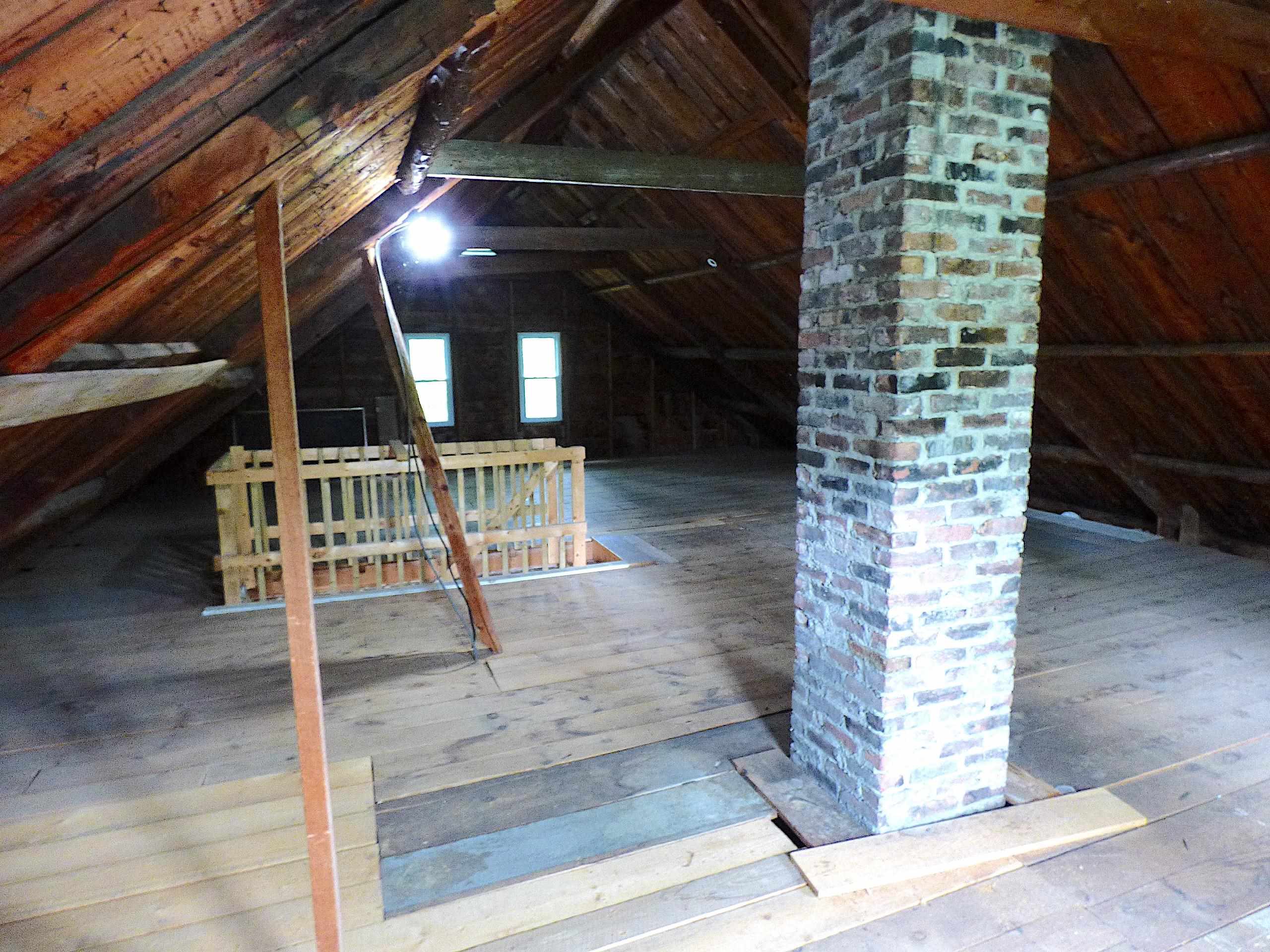 88 W Main Street Property Photo 22