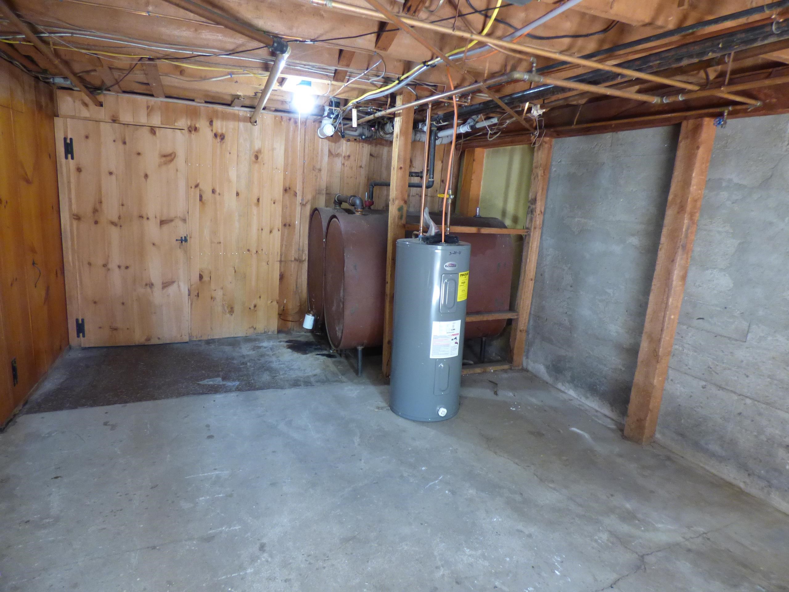 88 W Main Street Property Photo 37