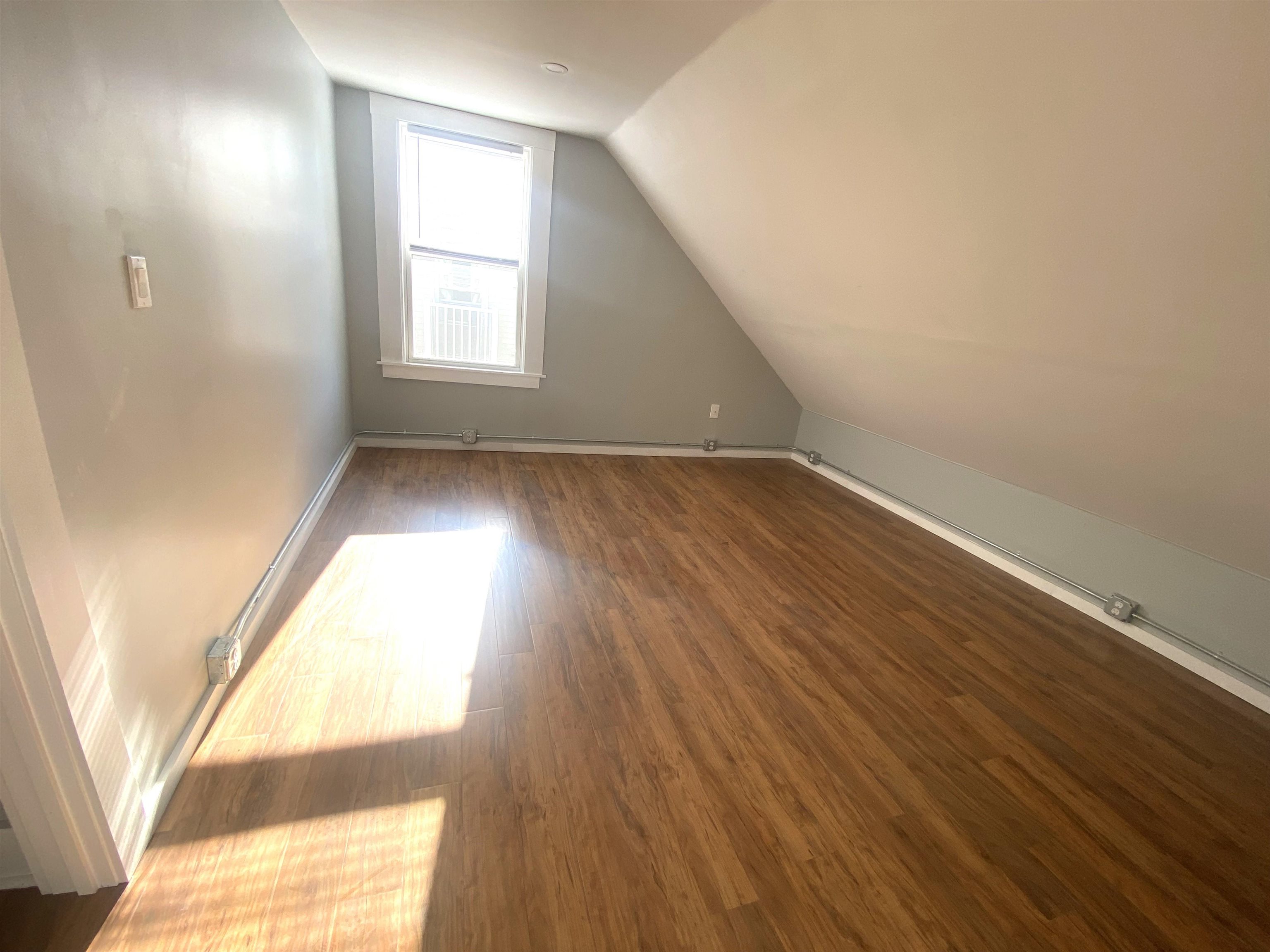 27 Elm Street Property Photo 7