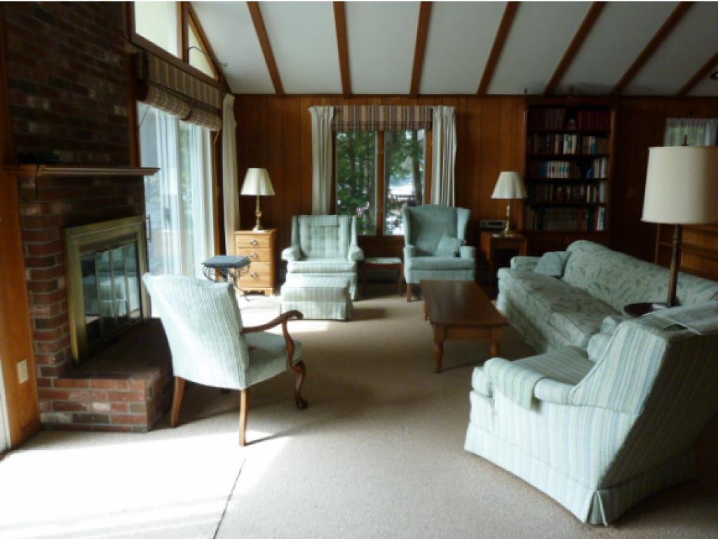 1058 Lake Avenue Property Photo 9