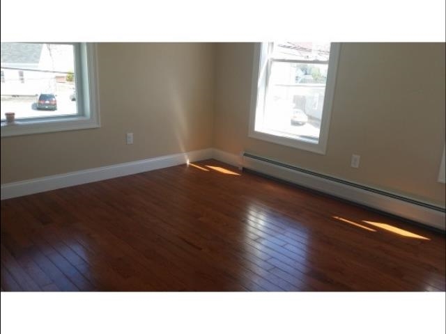 21 East Street Property Photo 9