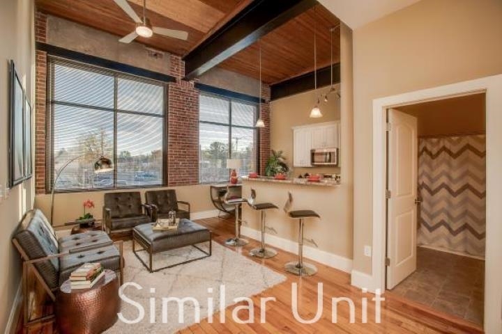 222 West Street Property Photo 2