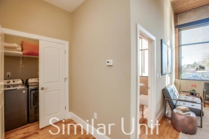 222 West Street Property Photo 9