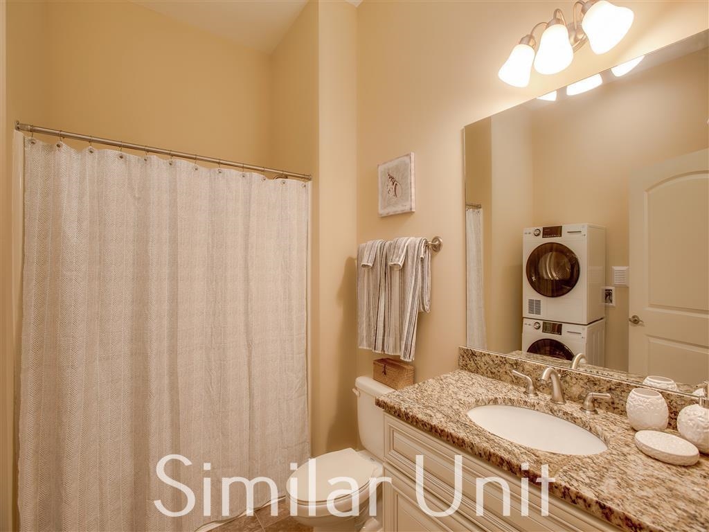 222 West Street Property Photo 11