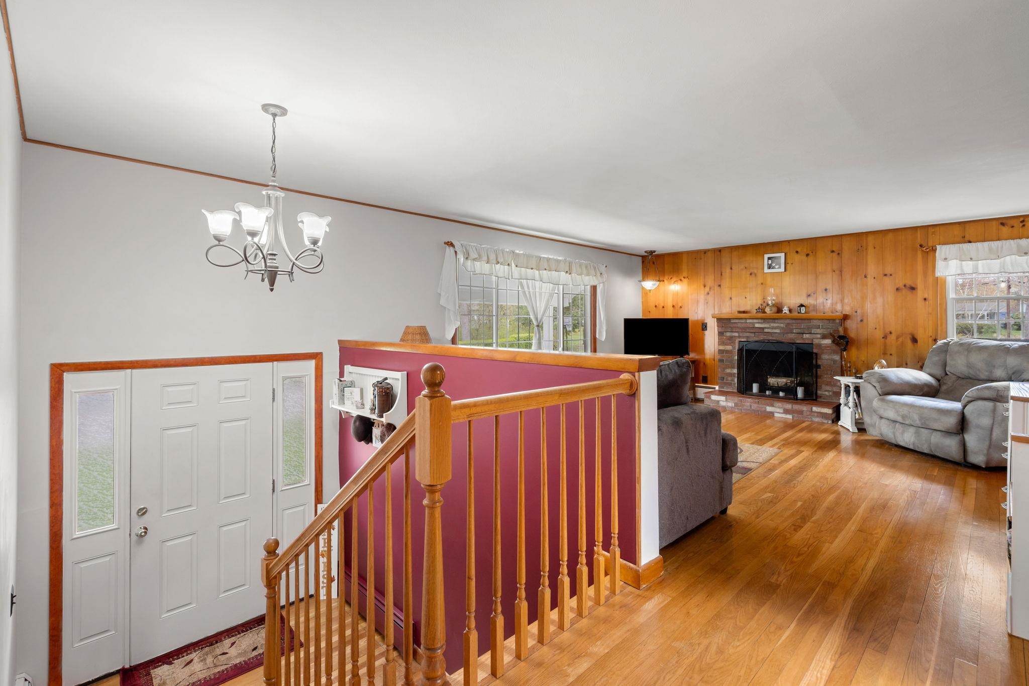30 Currier Road Property Photo 8