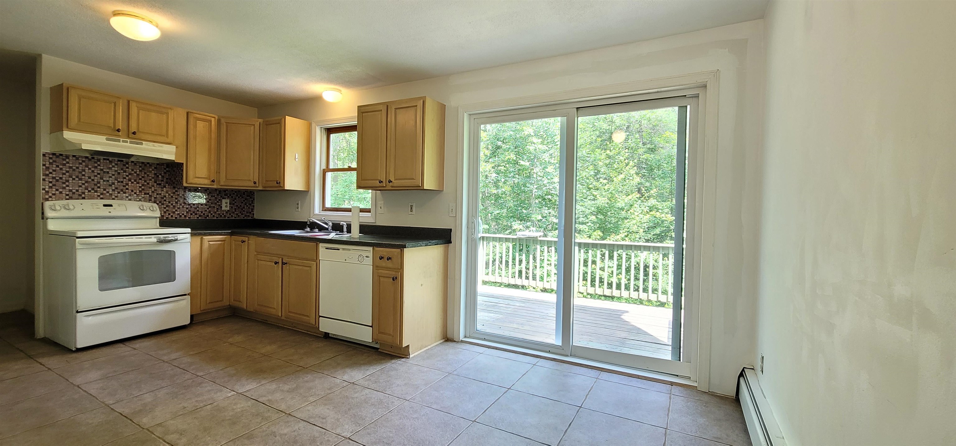 406 Peacham Road Property Photo 7