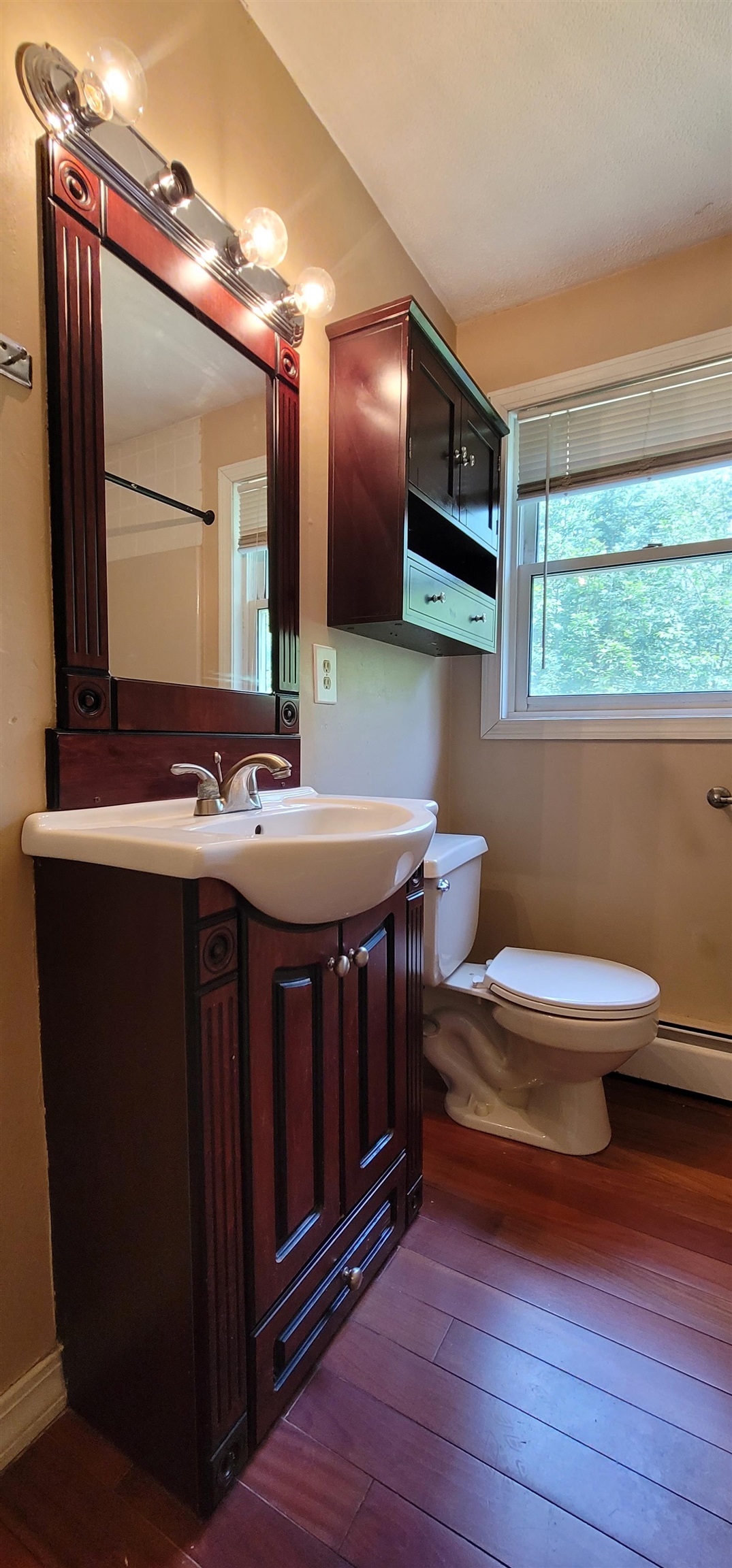 406 Peacham Road Property Photo 14